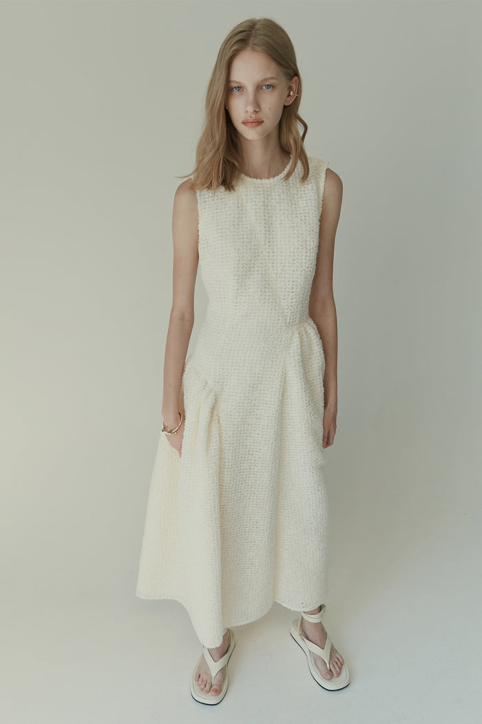 goen.j Feather-trim brocade floral lace ruched maxi sleeveless dress CREAM