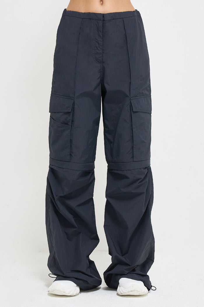 Goen.j 3-way Nylon Cargo Pants NAVY