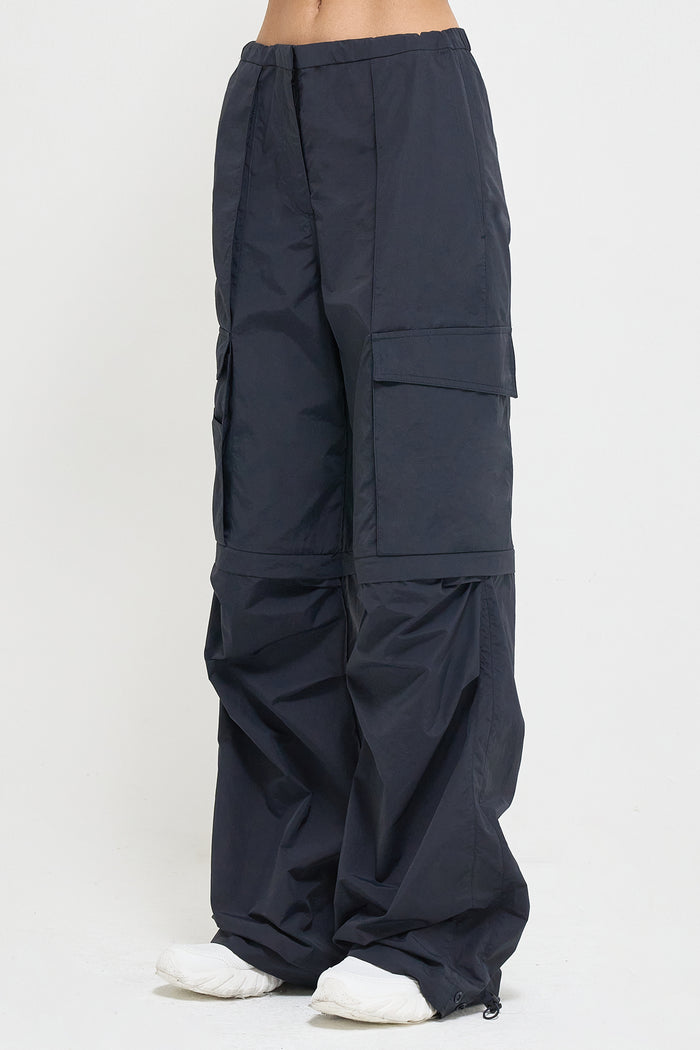 Goen.j 3-way Nylon Cargo Pants NAVY