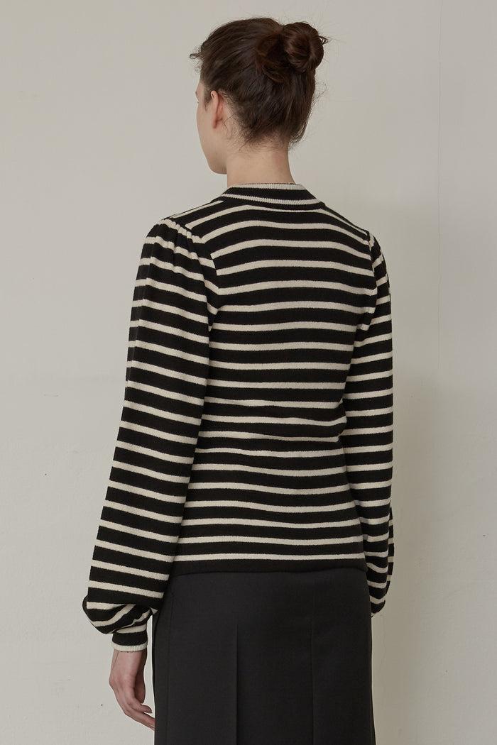 Goen.j Ballon Sleeve Striped Wool Sweater BLACK
