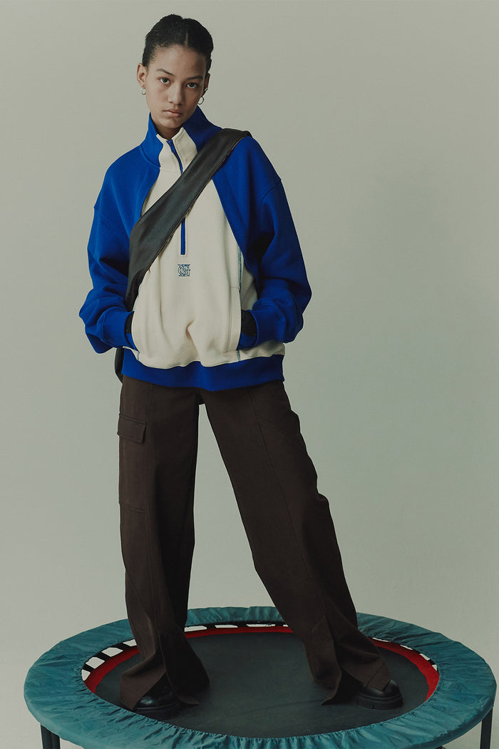 goen.j Contrast-paneled half-zip sweatshirt BLUE