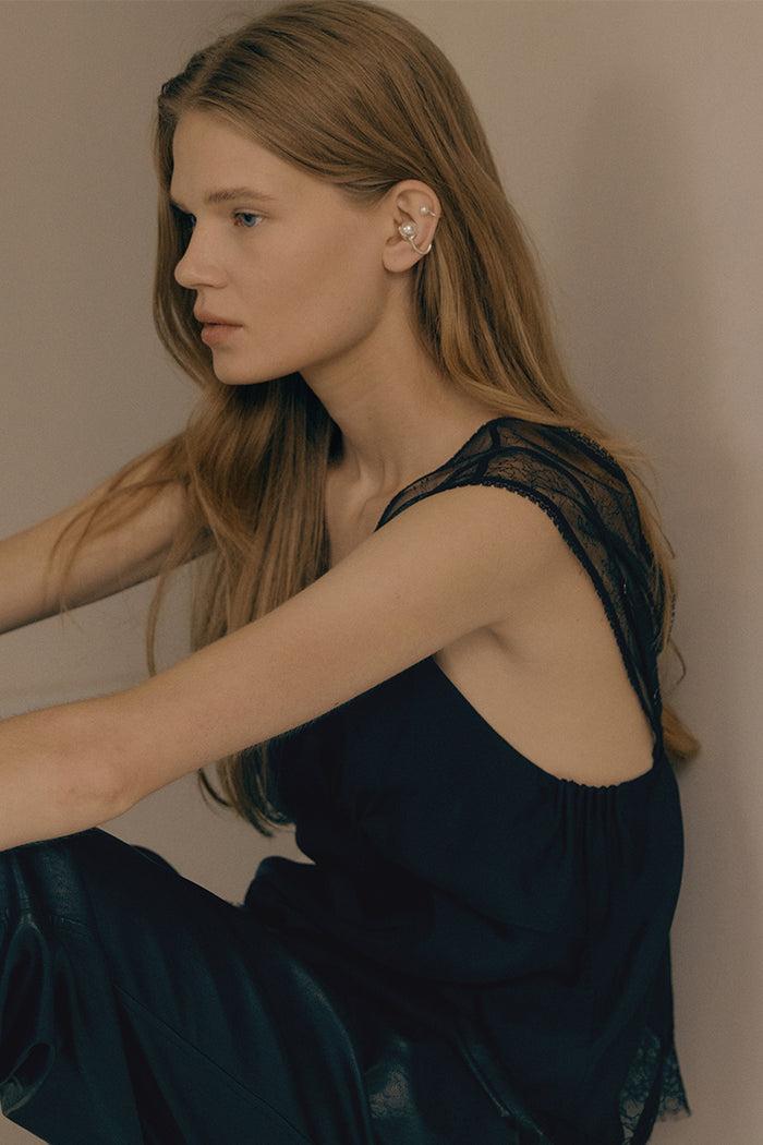 goen.j Double-layered lace-trimmed camisole IVORY