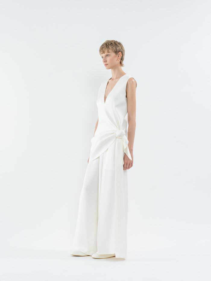 Goen.j Draped V-Neck Sleeveless Top IVORY