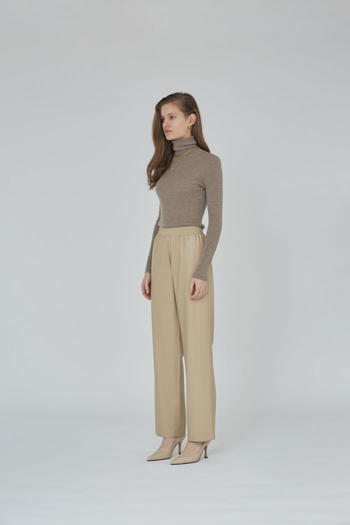 Goen.j Faux Leather Straight-leg Pants BEIGE