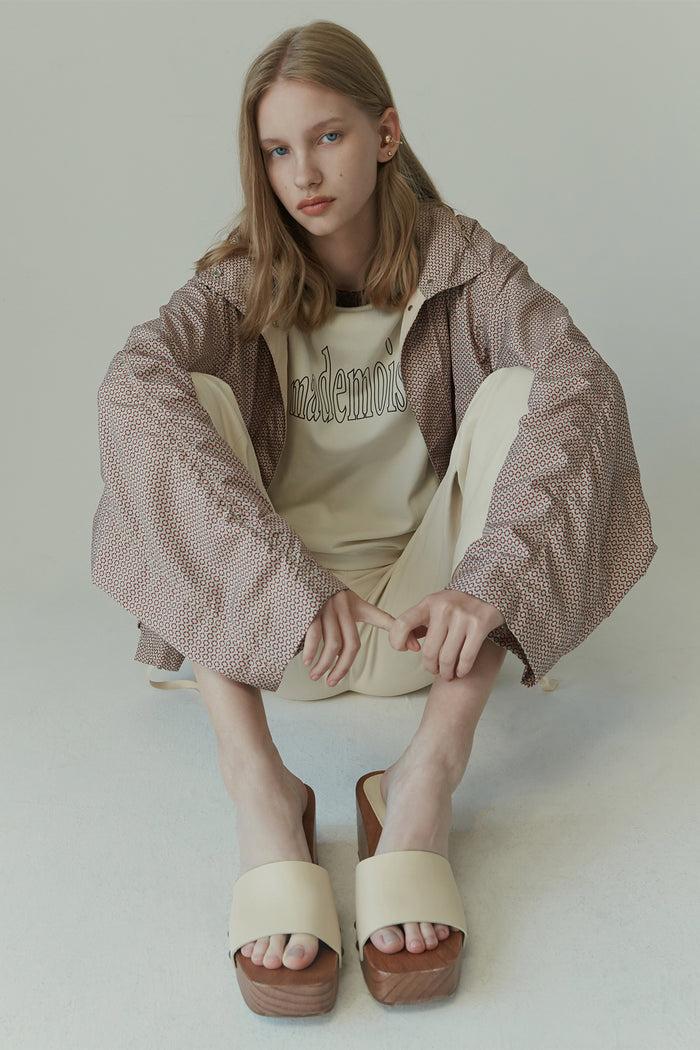 goen.j Geometric print windbreaker jacket BEIGE