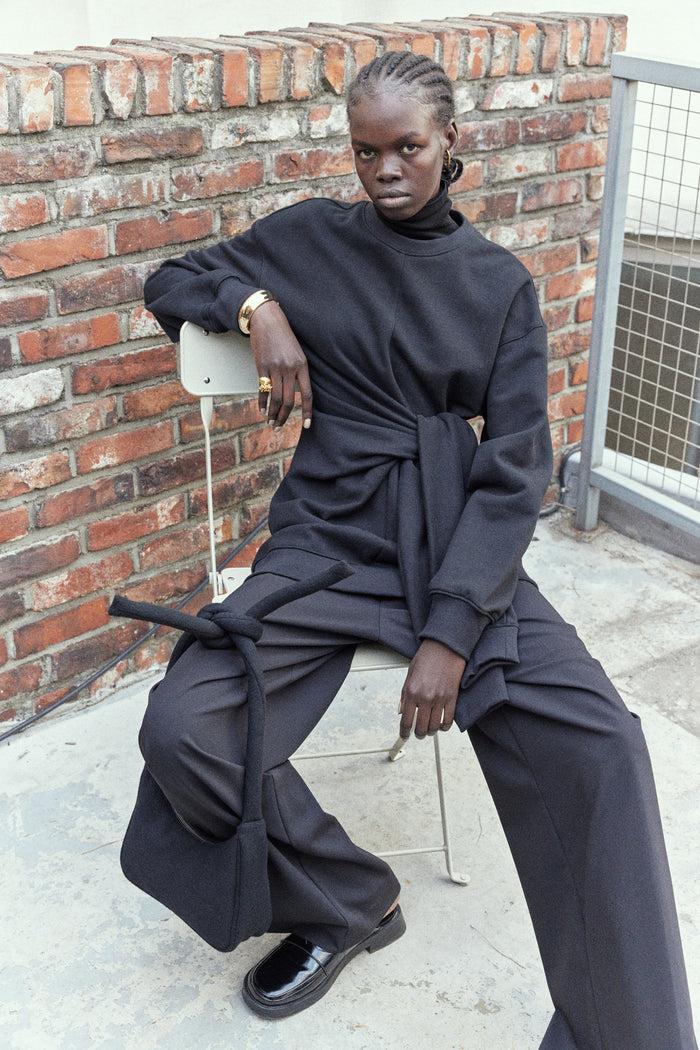 goen.j Knotted detail sweatshirt BLACK