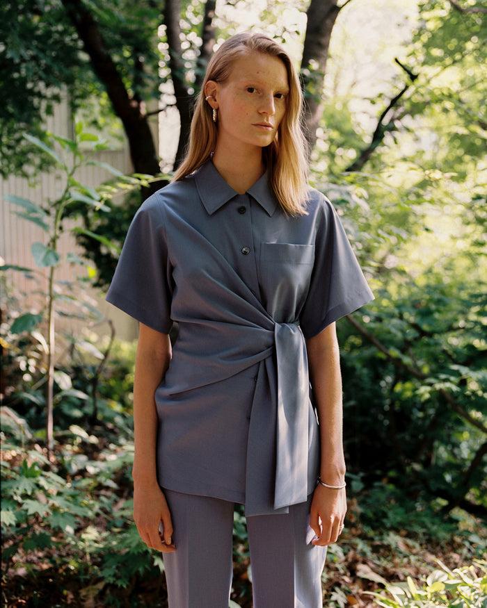 goen.j Knotted detailed shirt top BLUE