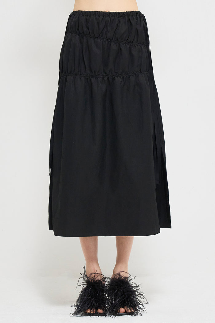Goen.j Lightweight Ruched Midi Skirt BLACK