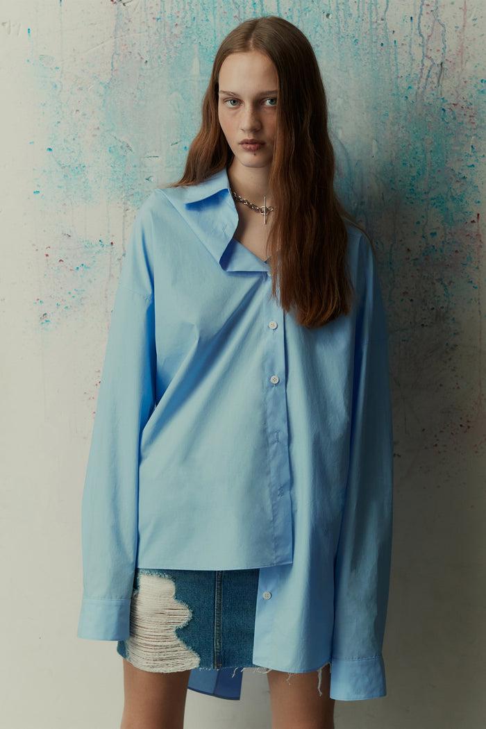 Goen.j Oversized Twisted-back Cotton Shirt BLUE