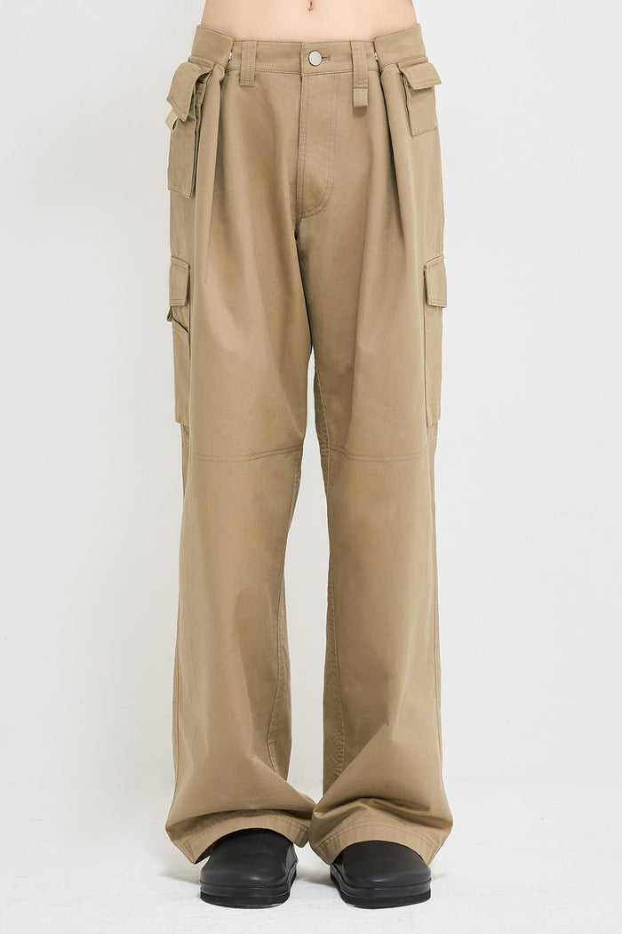 Goen.j Pin-tuck Detailed Cargo Pants BEIGE