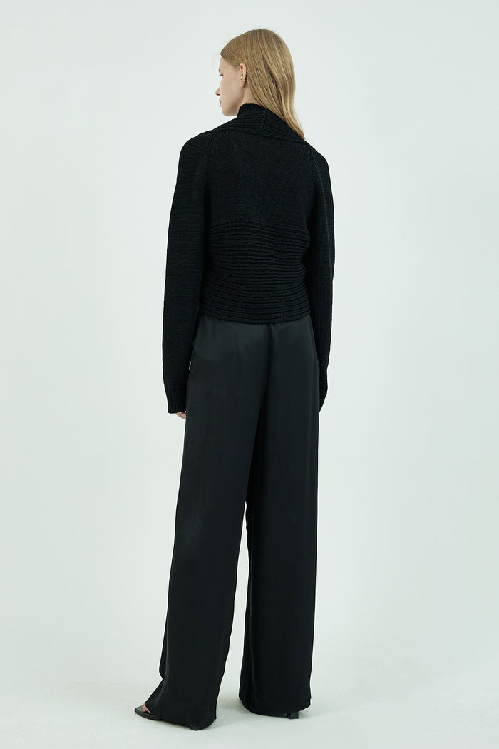 Goen.j Pleated Viscose Wide-leg Pants BLACK