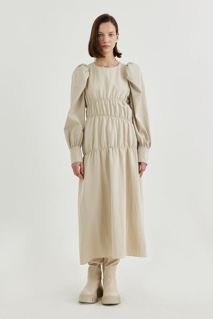 Goen.j Ruched Puffed-sleeve Midi Dress BEIGE