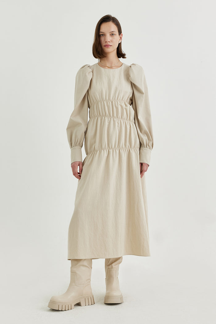 Goen.j Ruched Puffed-sleeve Midi Dress BEIGE