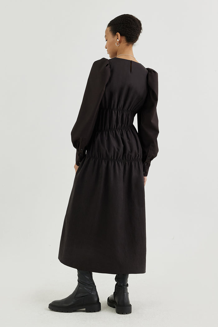Goen.j Ruched Puffed-sleeve Midi Dress DARK BROWN