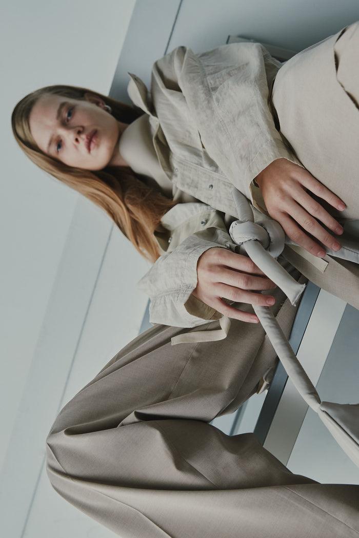 Goen.j Slim Fitted Sleeveless Top BEIGE