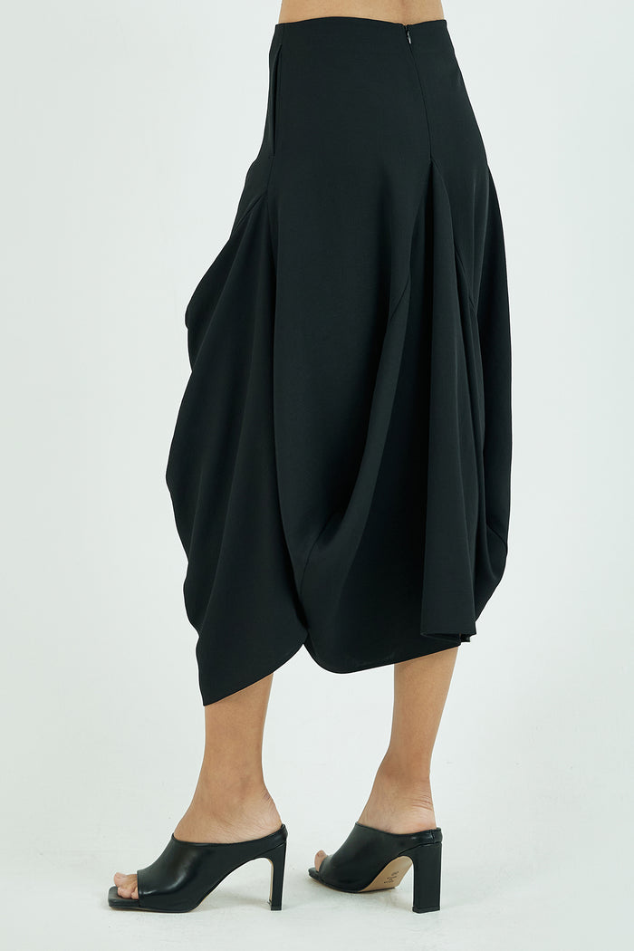 Goen.j Structured Draping Crepe Midi Skirt BLACK