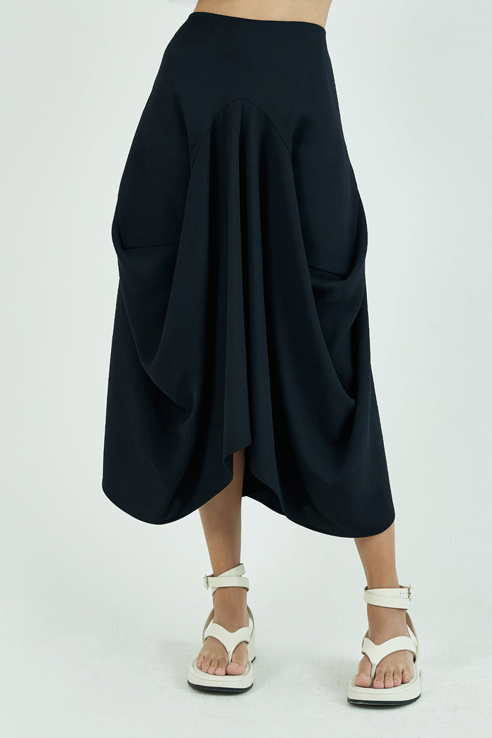 Goen.j Structured Draping Crepe Midi Skirt NAVY