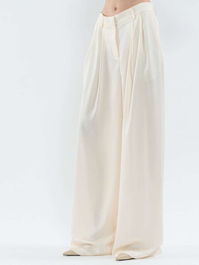Goen.j Tuck Wide-Leg Trousers CREAM