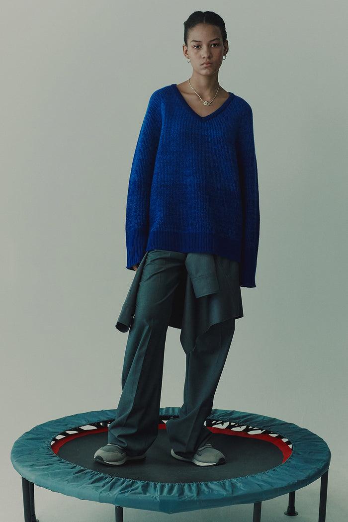 goen.j V-neck ribbed sweater