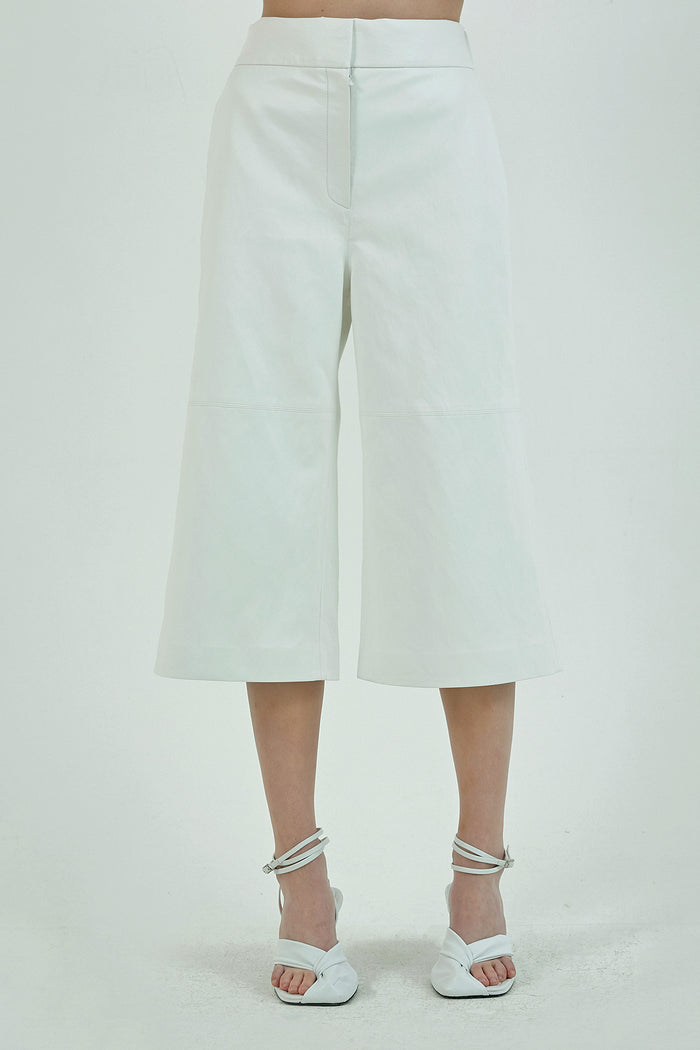Goen.j Vegan-leather Culottes WHITE