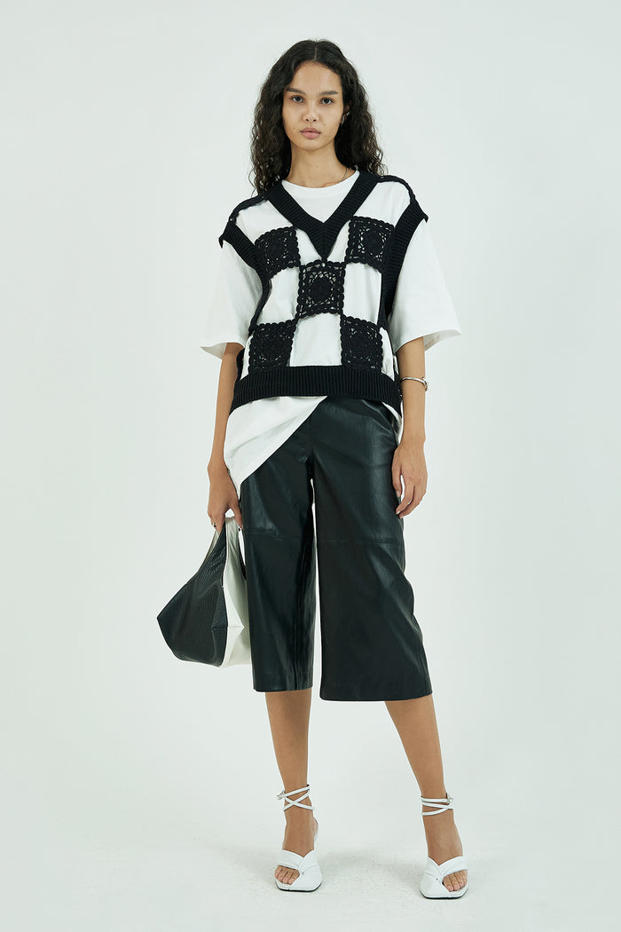 Goen.j Hand-crocheted Checkerboard Open-knit Vest BLACK