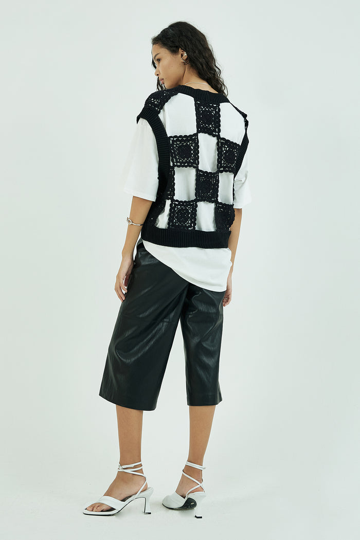 Goen.j Hand-crocheted Checkerboard Open-knit Vest BLACK