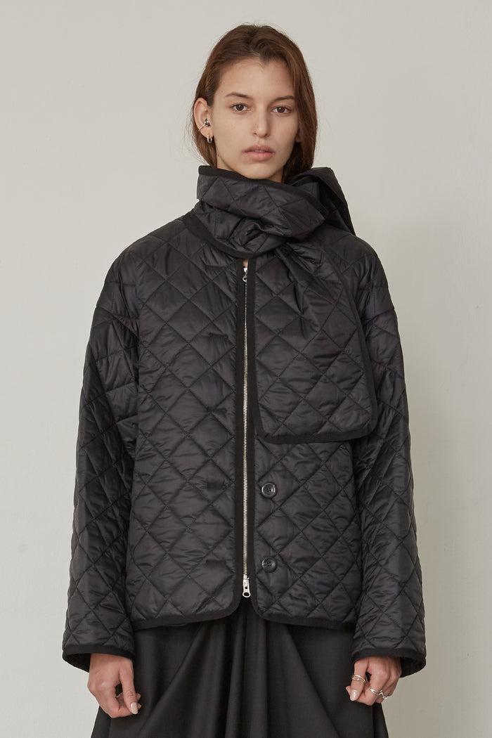 Goen.j Insulated Quilted Oversized Jacket With Scarf Set BLACK