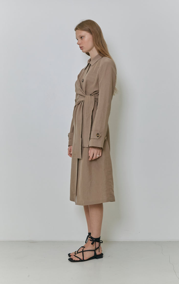 Goen.j Knotted Detail Tencel And Linen-blend Coat TAN