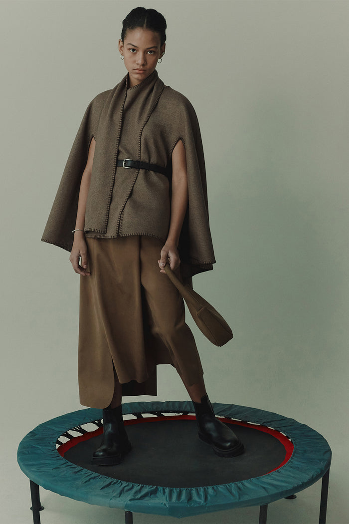 goen.j Scarf-neckline whip-stitch wool-blend cape BROWN