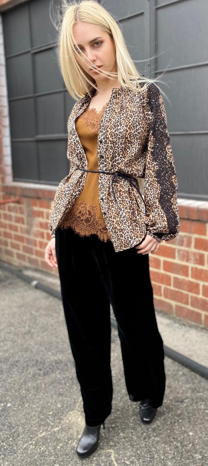 Gold Hawk Ava Leopard Henley Top Fall Camel