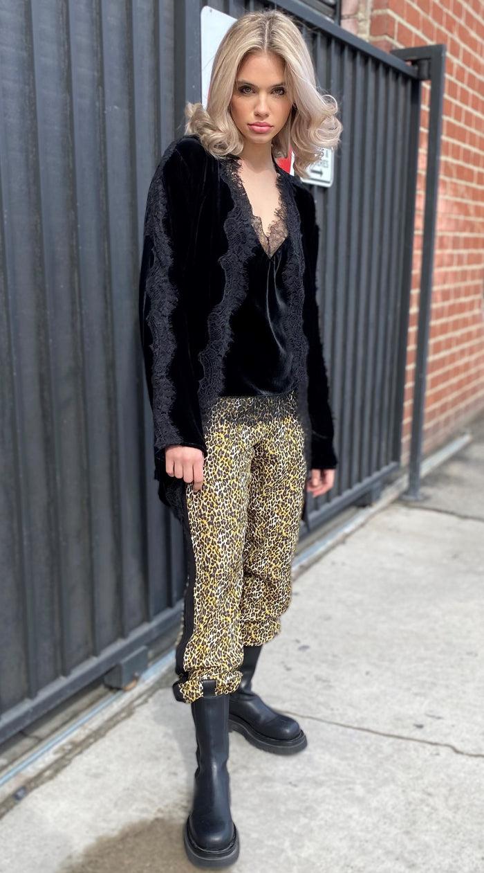 Gold Hawk Ava Leopard Jog Pant Olive Oil