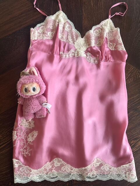 Gold Hawk Crossed Lace Applique Lace Chemise - Pink