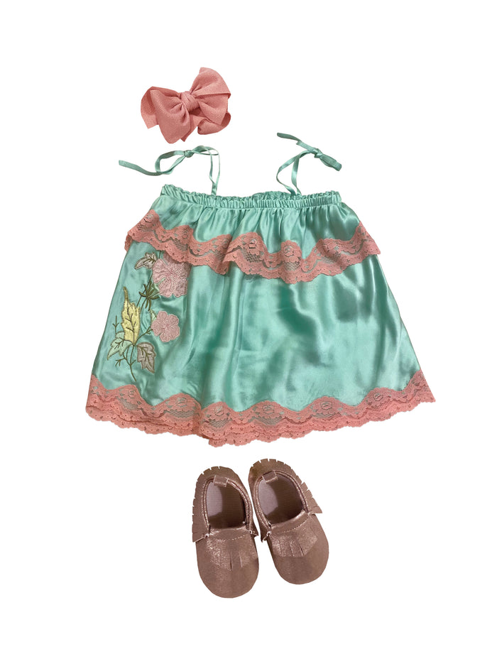 Gold Hawk Mommy & Me Bundle Vintage Applique Cami