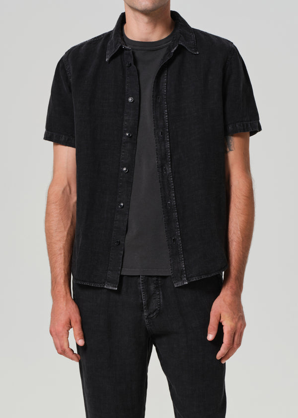 Gold Sign Cairo Short Sleeve Linen Shirt In Washed Black