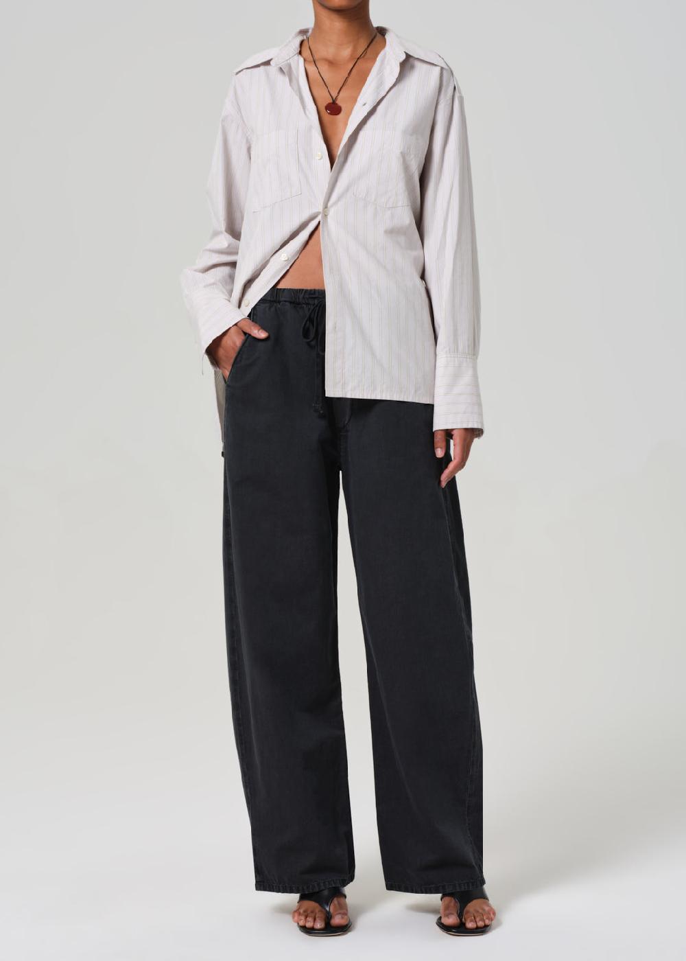 gold sign Aurora Pull On In Washed Black