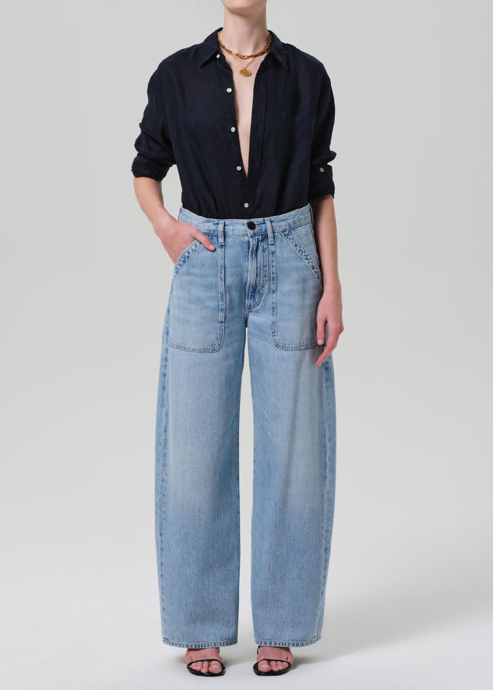 gold sign Ayla Cargo In Cloud Nine