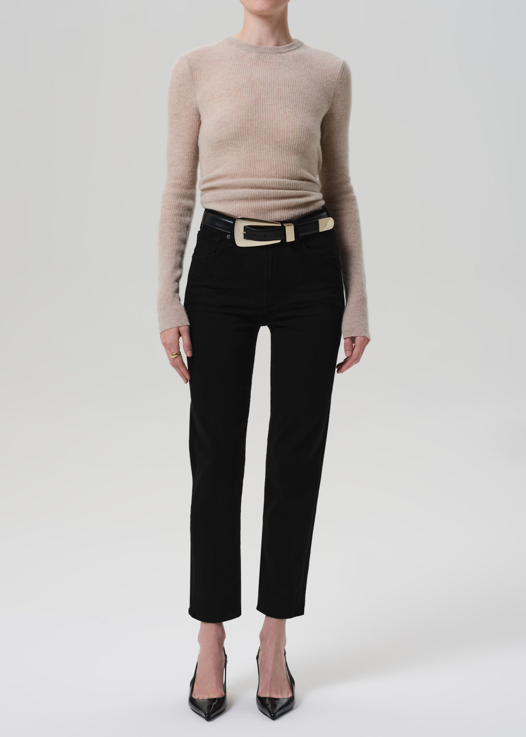 gold sign Caia Straight In Plush Black