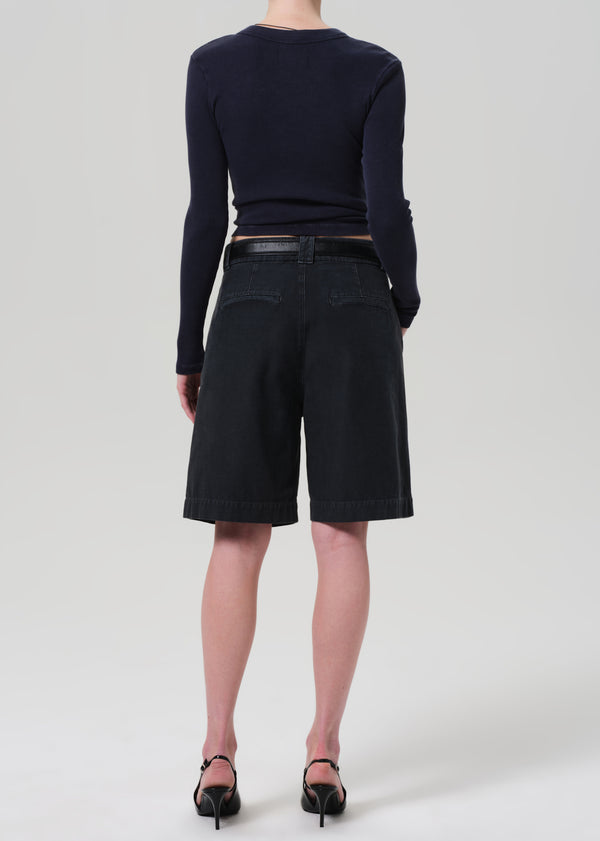 Gold Sign Cara Pleated Short In Washed Black