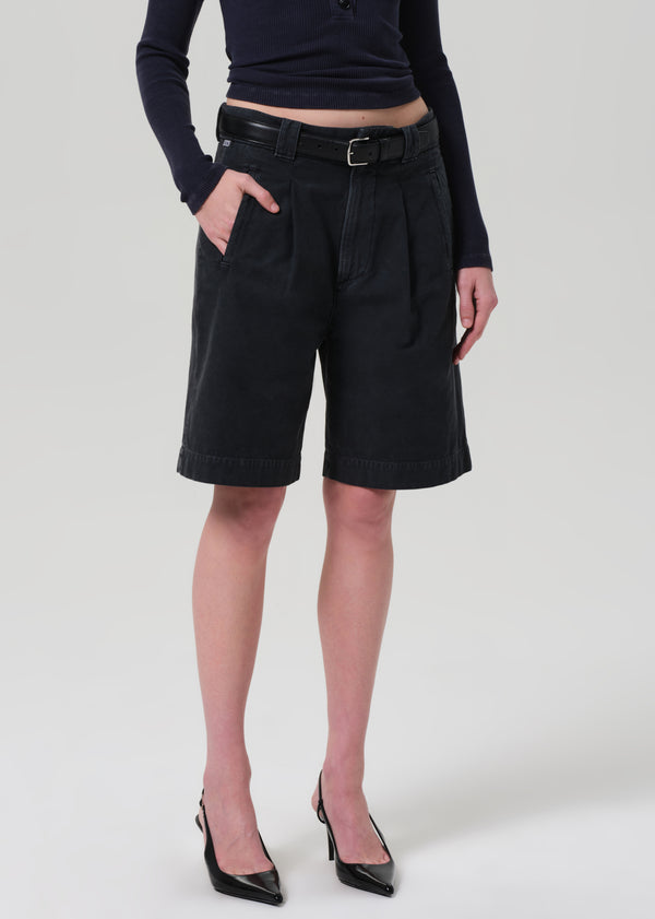 Gold Sign Cara Pleated Short In Washed Black