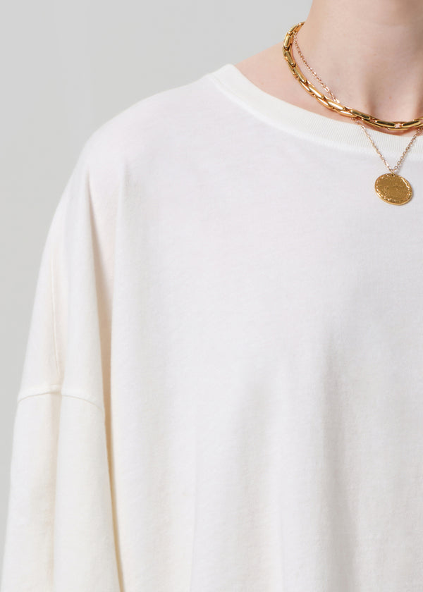 Gold Sign Crop Cape Tee In Pashmina