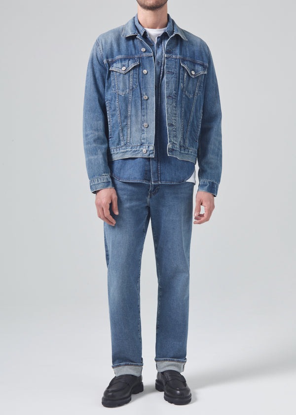 Gold Sign Elijah Straight Perform In Parkland