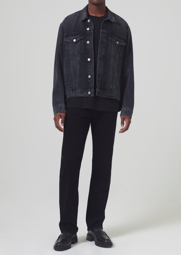 Gold Sign Elijah Straight Perform In Raven