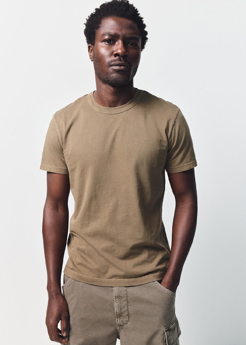 gold sign Everyday Short Sleeve Tee In Dark Khaki