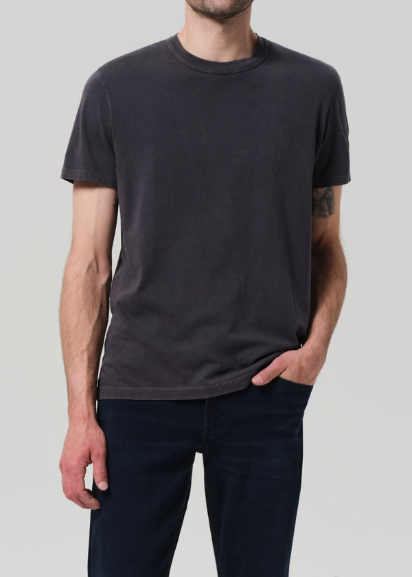 Gold Sign Everyday Short Sleeve Tee In Volcanic