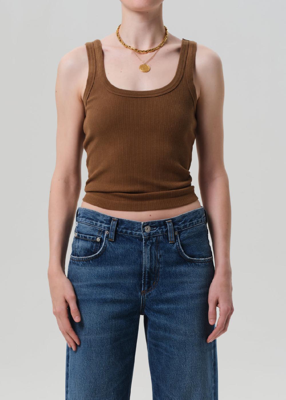 gold sign Faye Tank In Manuka