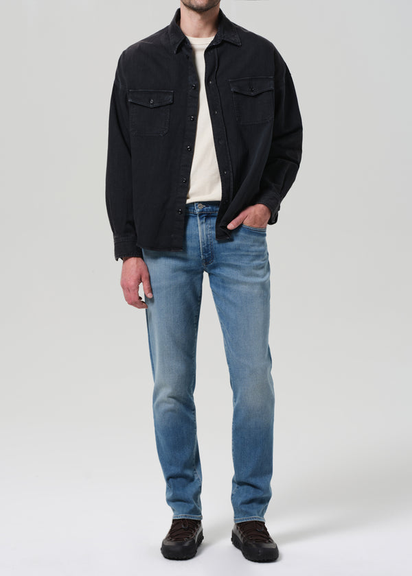 Gold Sign Gage Slim Straight Perform In Davenport