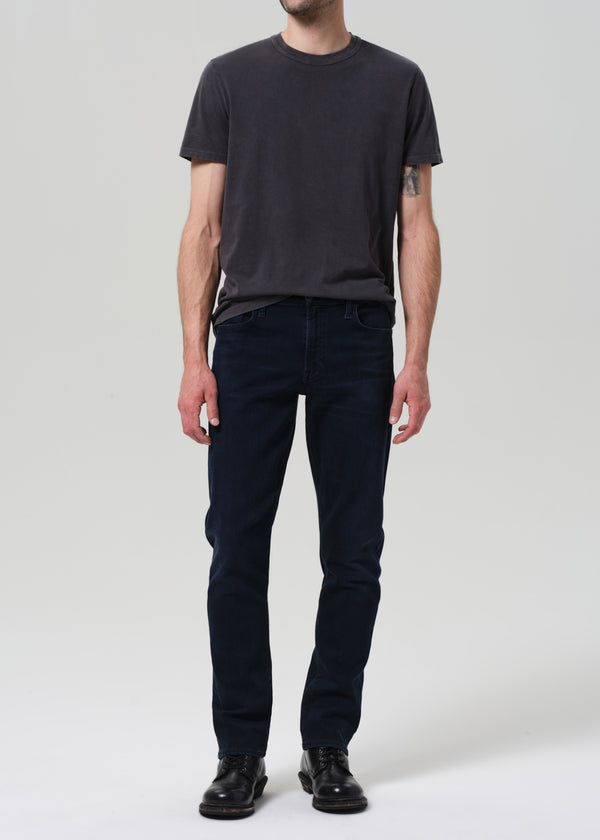 Gold Sign Gage Slim Straight Perform In Hyde