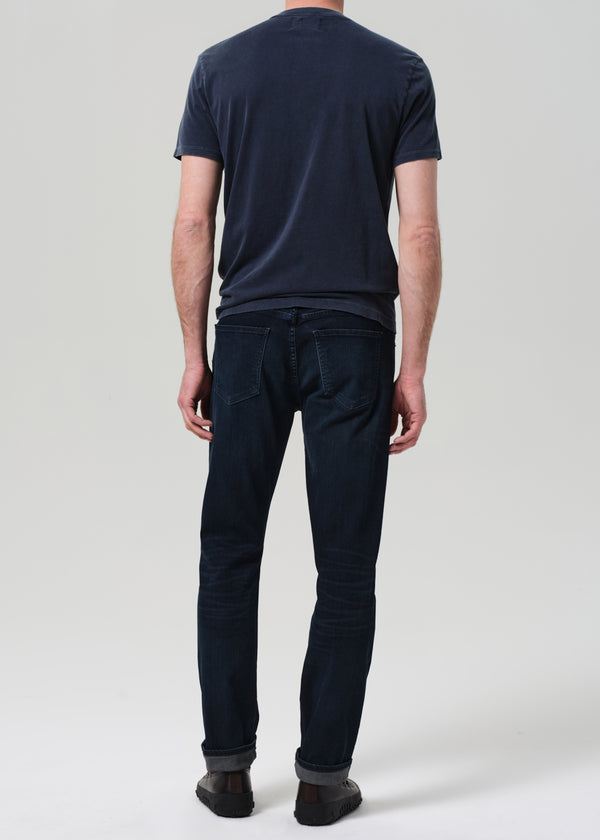 Gold Sign Gage Slim Straight Perform In Undertow