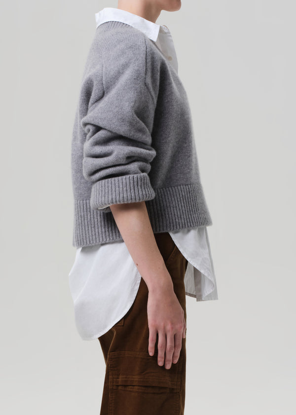 Gold Sign Gazette Puzzle V-Neck In Heather Grey