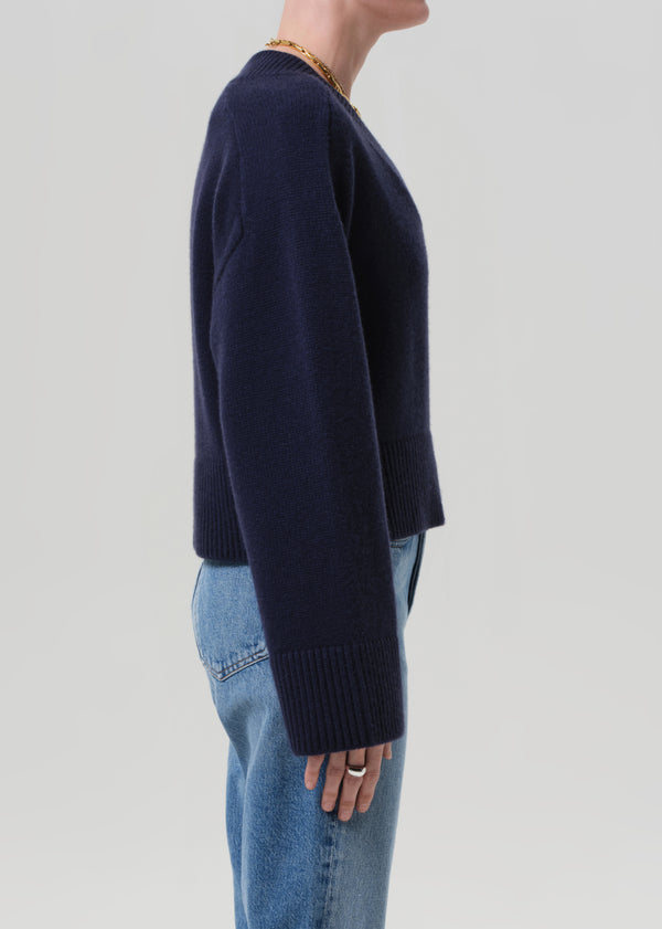 Gold Sign Gazette Puzzle V-Neck In Navy